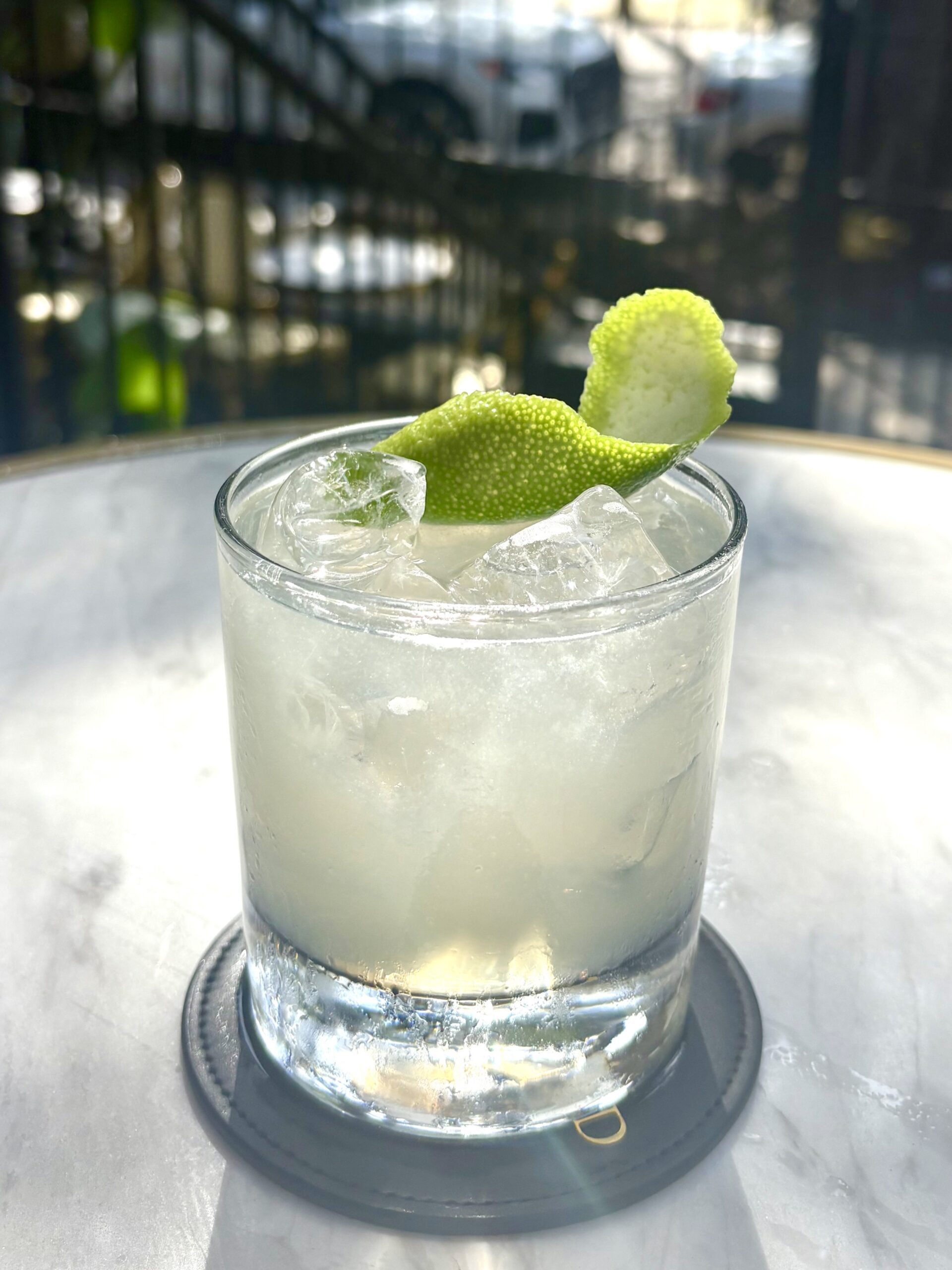 A picture of the Mango in B^b cocktail.