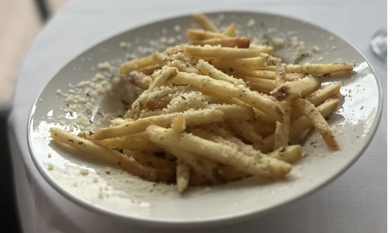 A picture of the Parmesan Truffle French Fries.